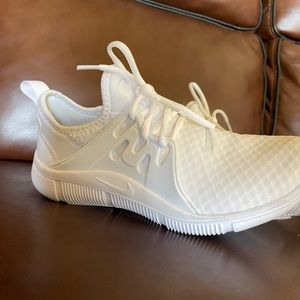 Nike Acalme Women’s Shoes